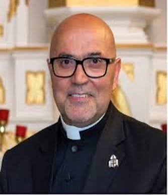 Father Luis Inacio, Pastor